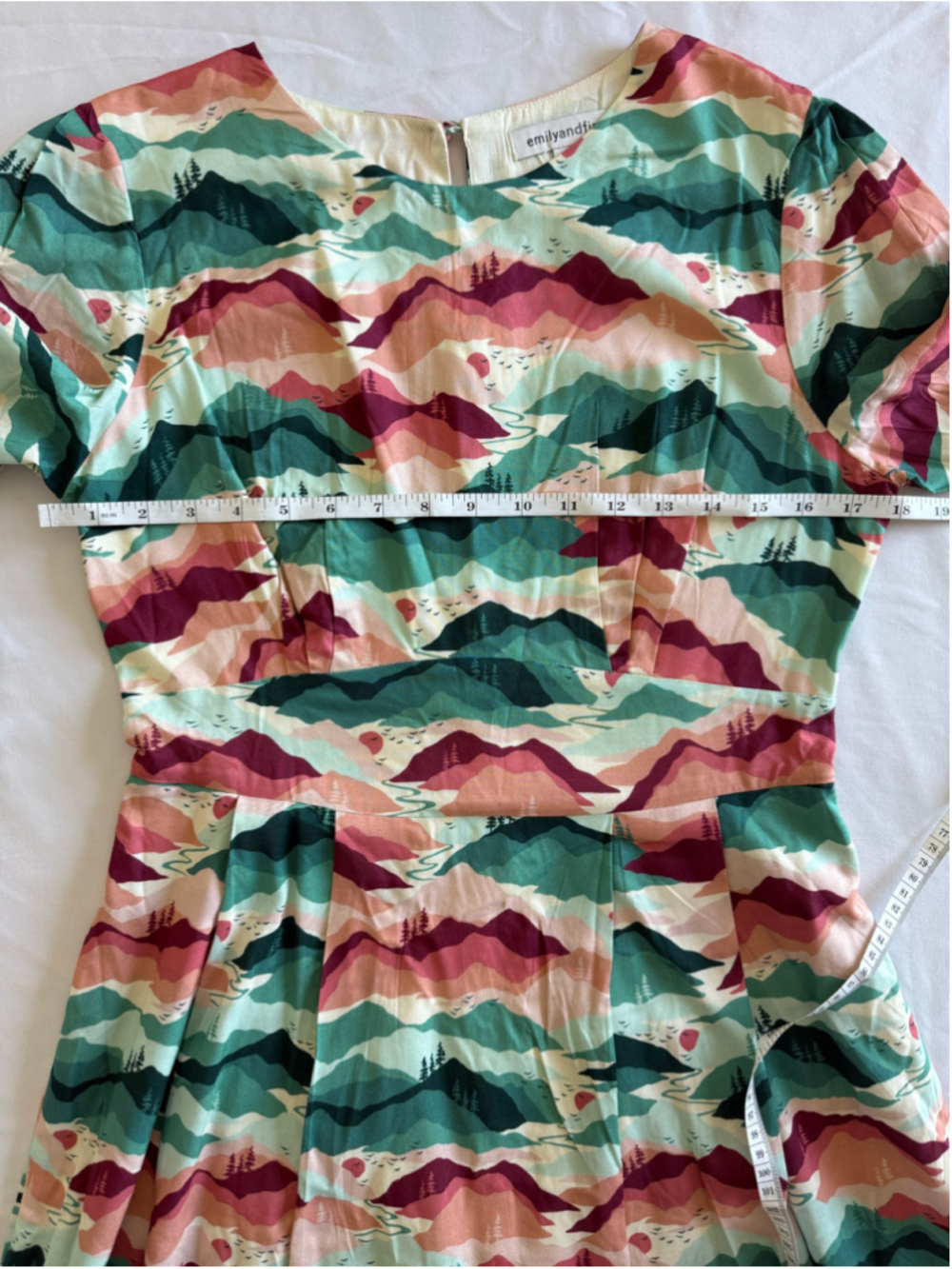 Women's emilyandfin Green Pink Mountain Print Dress S - Picture 7 of 9